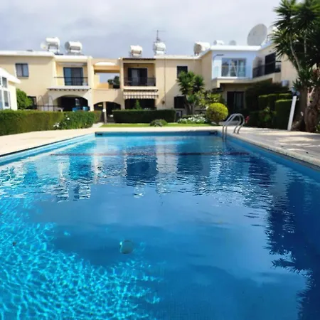 Essence By Nomads Apartmán Paphos