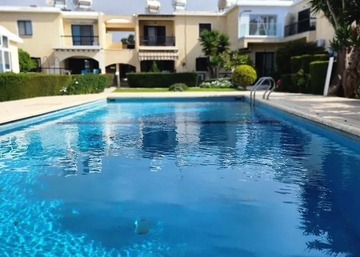 Essence By Nomads Apartmán Paphos